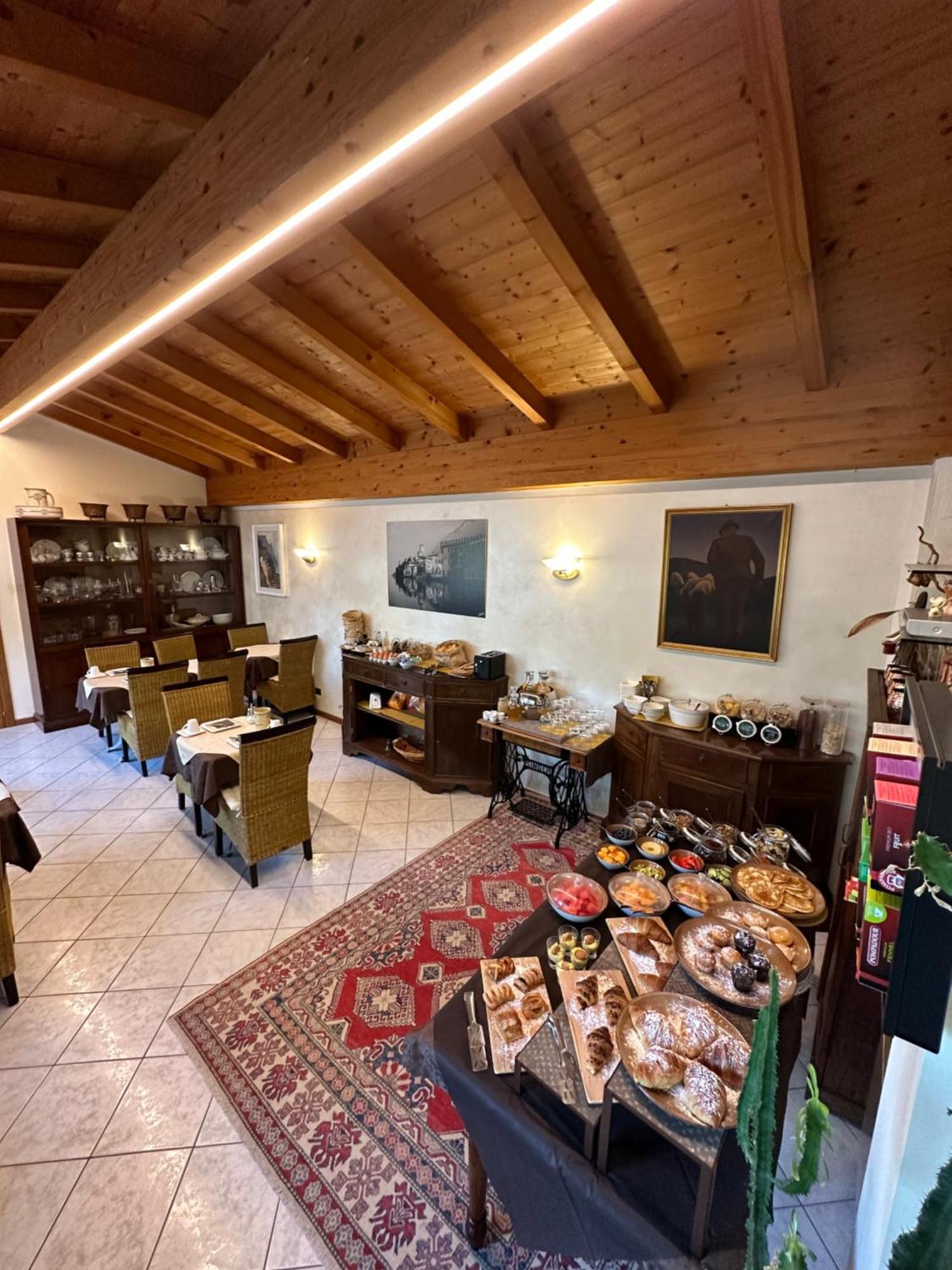 B&B Casa Benamati By Kelly Malcesine Buitenkant foto