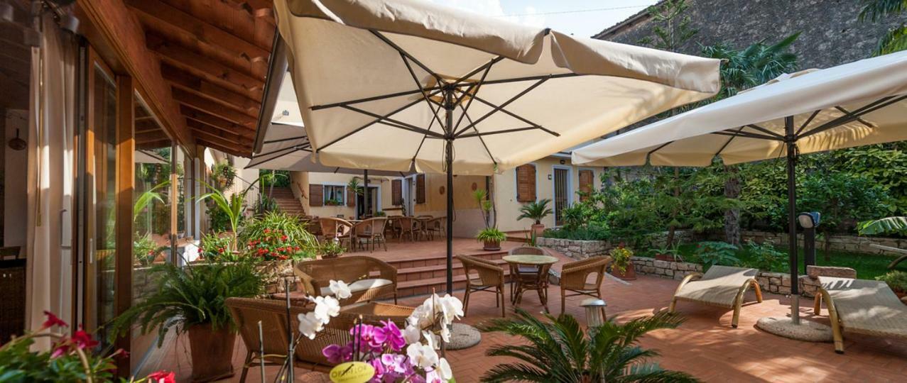 B&B Casa Benamati By Kelly Malcesine Buitenkant foto