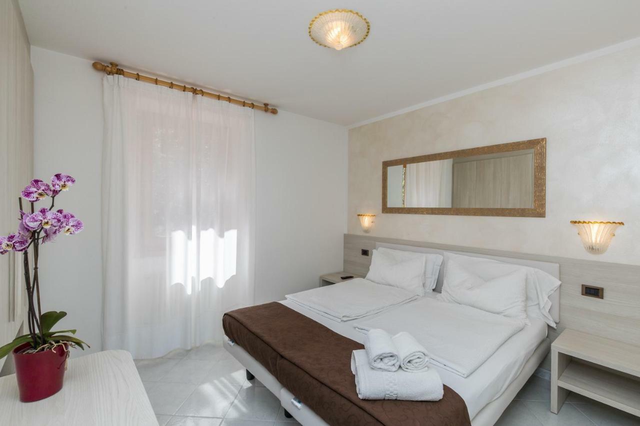 B&B Casa Benamati By Kelly Malcesine Buitenkant foto